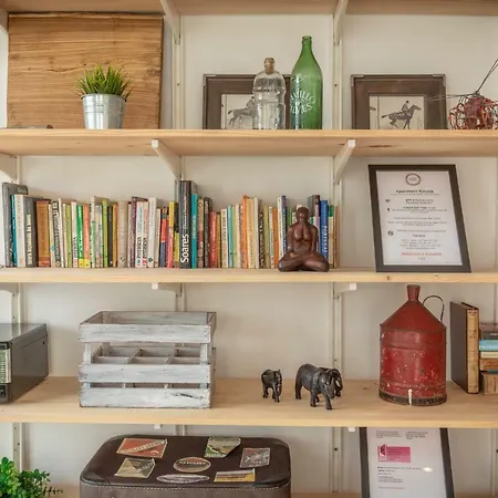 Fantastic Family In Estrela Appartamento Lisbona