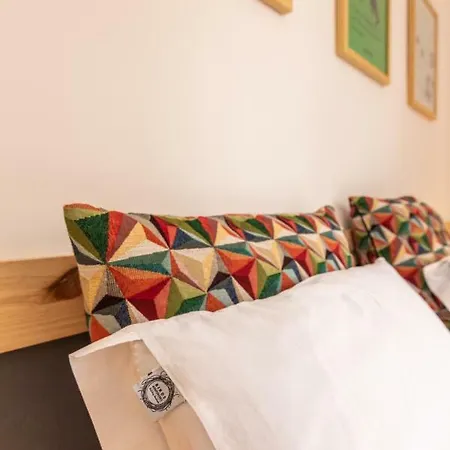 Fantastic Family In Estrela * Лісабон